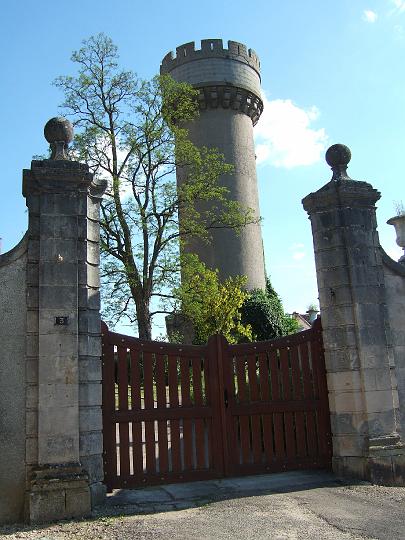 2008-05- (186).JPG - Château d'eau auf dem ehemaligen Schlossgelände